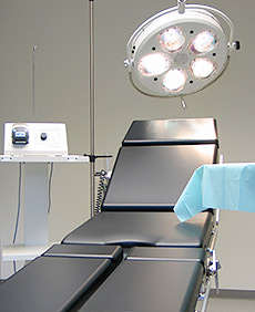 Der Behandlungsraum für eine Fettabsaugung / Liposuktion